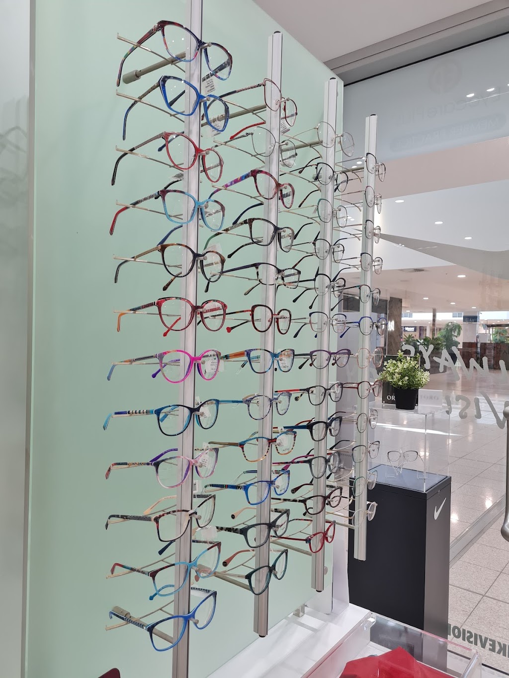 Knights & Associates Eyecare, Eyecare Plus Beenleigh | Kiosk 7/40 Main St, Beenleigh QLD 4207, Australia | Phone: (07) 3287 5334