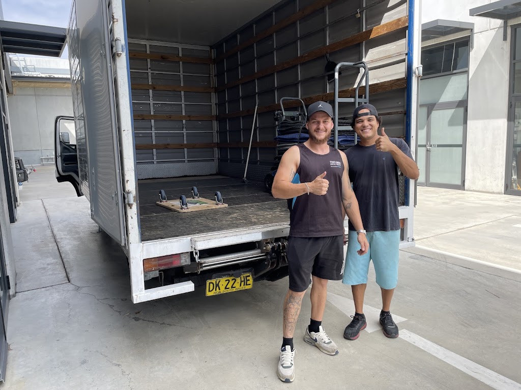 TWO MEN AND A TRUCK | 8 Woodbine Pl, Toronto NSW 2283, Australia | Phone: 1300 880 412