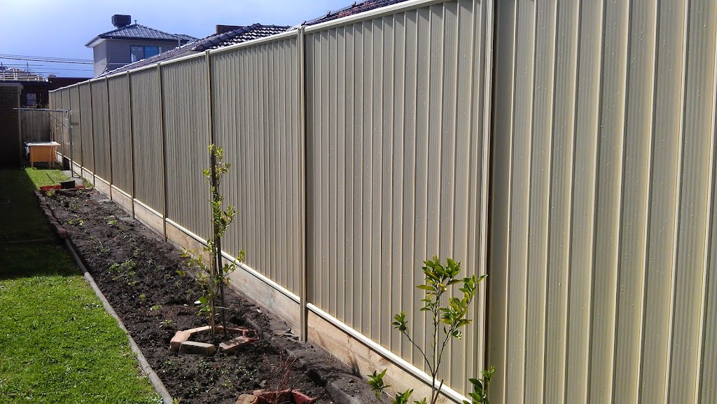 South Tweed Fencing, Timber & Aluminum | general contractor | 1/36 Enterprise Ave, Tweed Heads South NSW 2486, Australia | 0427896203 OR +61 427 896 203