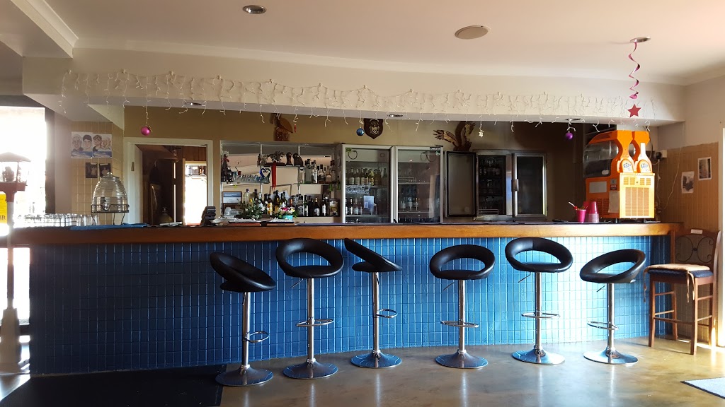 The Kurrimine Beach Motel Restaurant | lodging | 5/7 Hawthorne Dr, Kurrimine Beach QLD 4871, Australia | 0740656311 OR +61 7 4065 6311