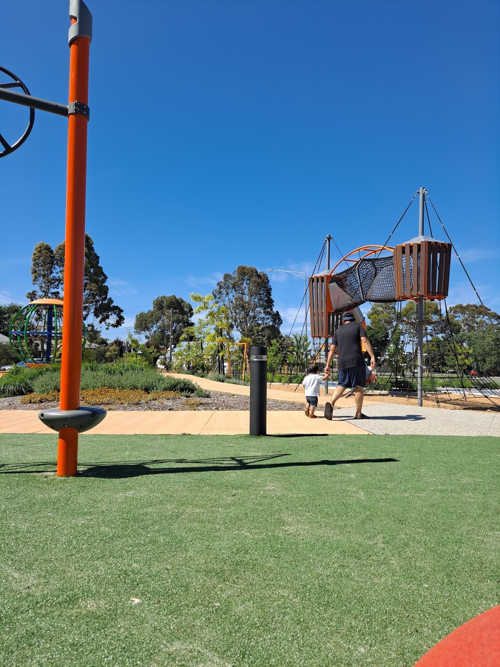 BANNOCKBURN CIVIC HEART PLAYGROUND | 11 Milton St, Bannockburn VIC 3331, Australia | Phone: 1300 363 036