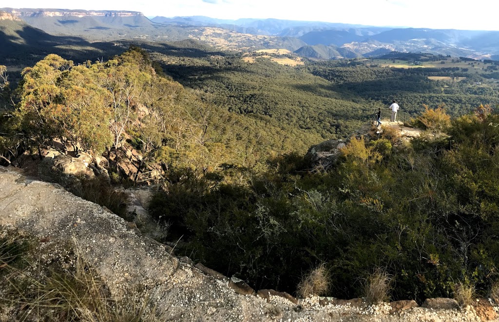 Victoria Falls Lookout | tourist attraction | Victoria Falls Rd, Bell NSW 2786, Australia | 0299955555 OR +61 2 9995 5555