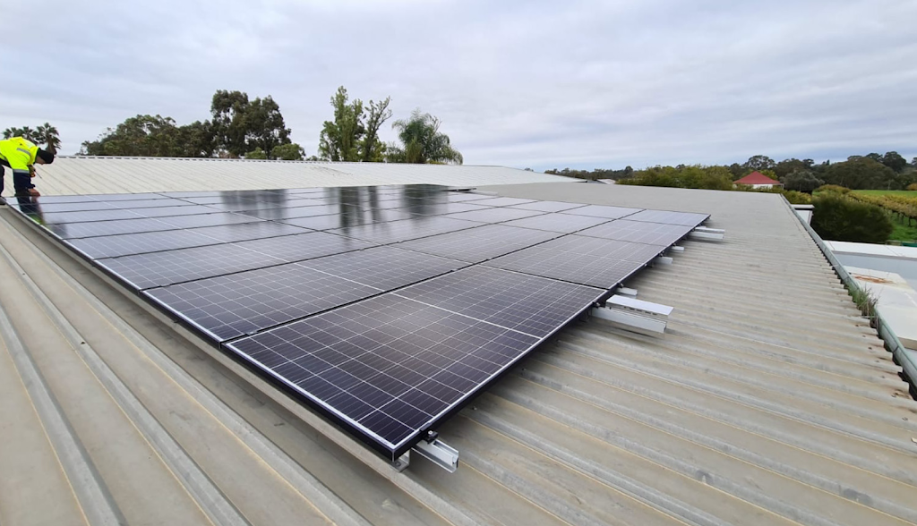 Renova Solar | Unit 7/3 Dickens Pl, Armadale WA 6112, Australia | Phone: (08) 6193 7633