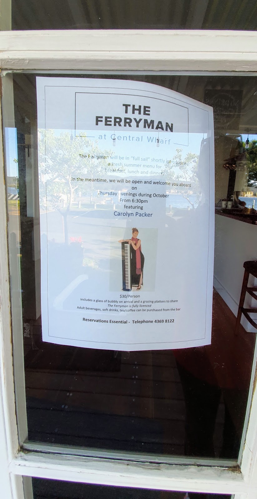 The Ferryman | restaurant | 1 McCauley St, Davistown NSW 2251, Australia | 0243698122 OR +61 2 4369 8122