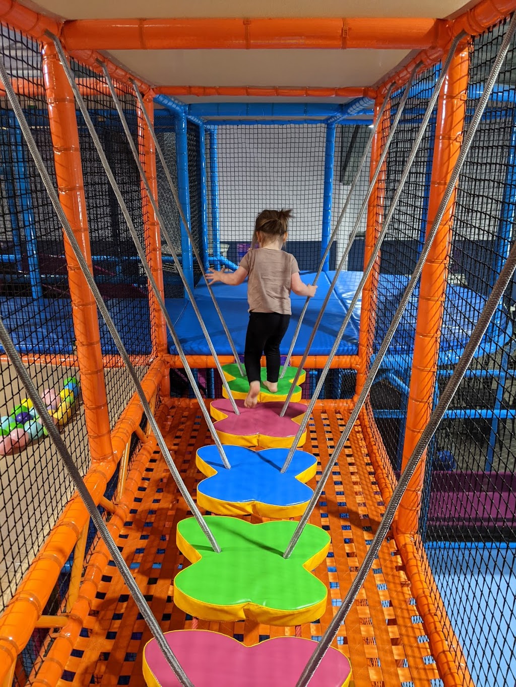PlayHut Indoor Party & Play Centre | 24/26 Apparel Cl, Breakwater VIC 3219, Australia | Phone: (03) 5229 8543