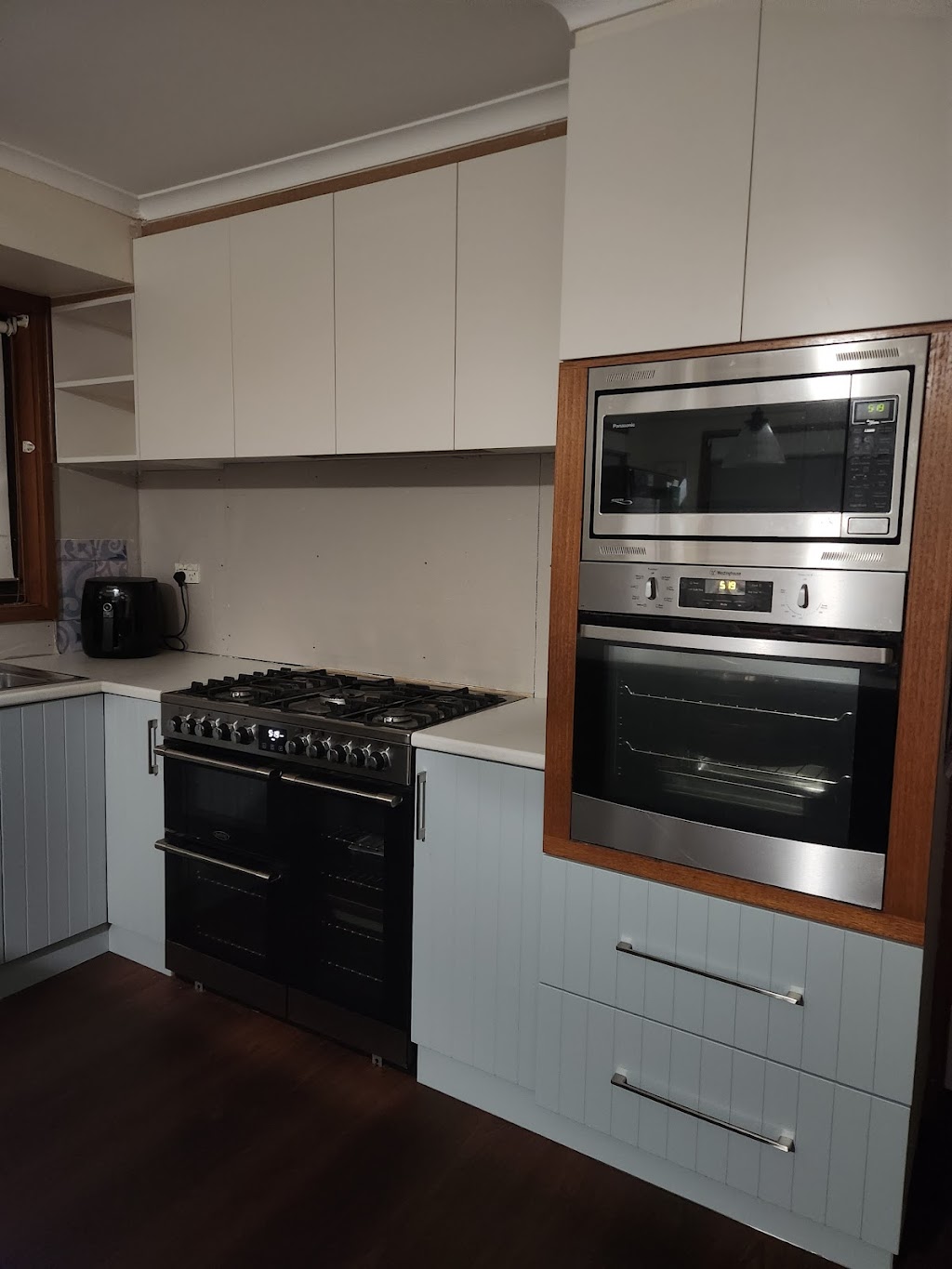 Classy Kitchen Facelifts | Factory 33/19/27 Bubb St, Moe VIC 3825, Australia | Phone: 1800 225 277