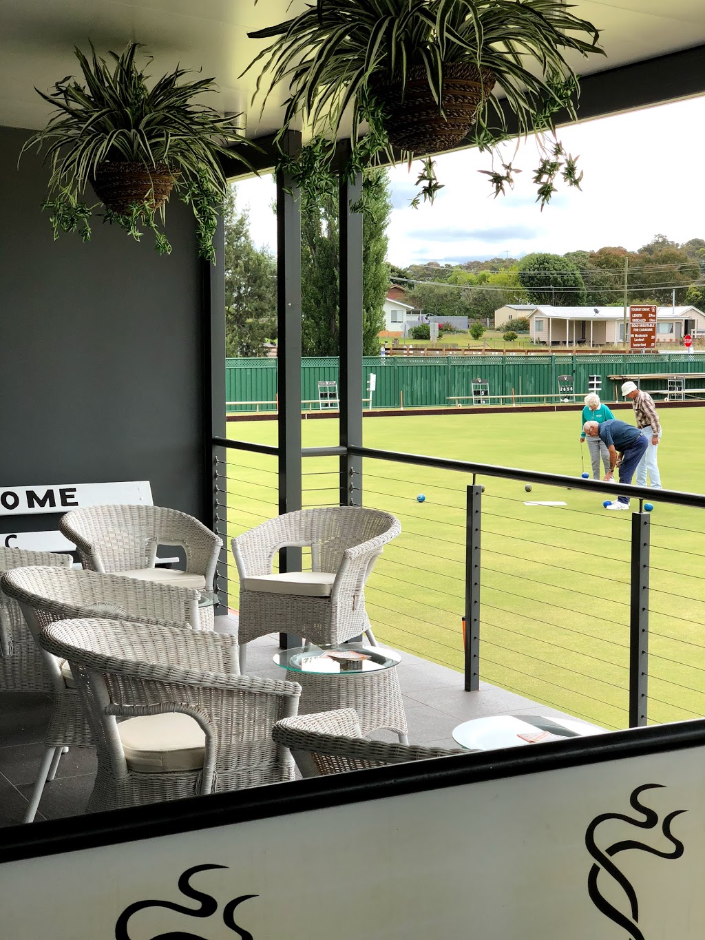 Tenterfield Bowling Club Motor Inn | lodging | 77 Molesworth St, Tenterfield NSW 2372, Australia | 0267361023 OR +61 2 6736 1023