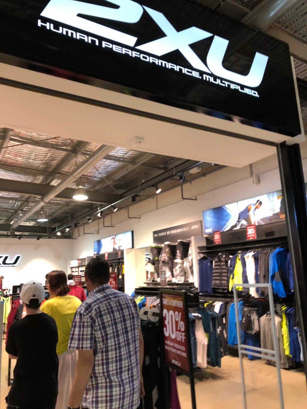 2XU Brisbane Airport - Outlet | Shop T121 18th Avenue, Brisbane Airport QLD 4008, Australia | Phone: 0455 222 428