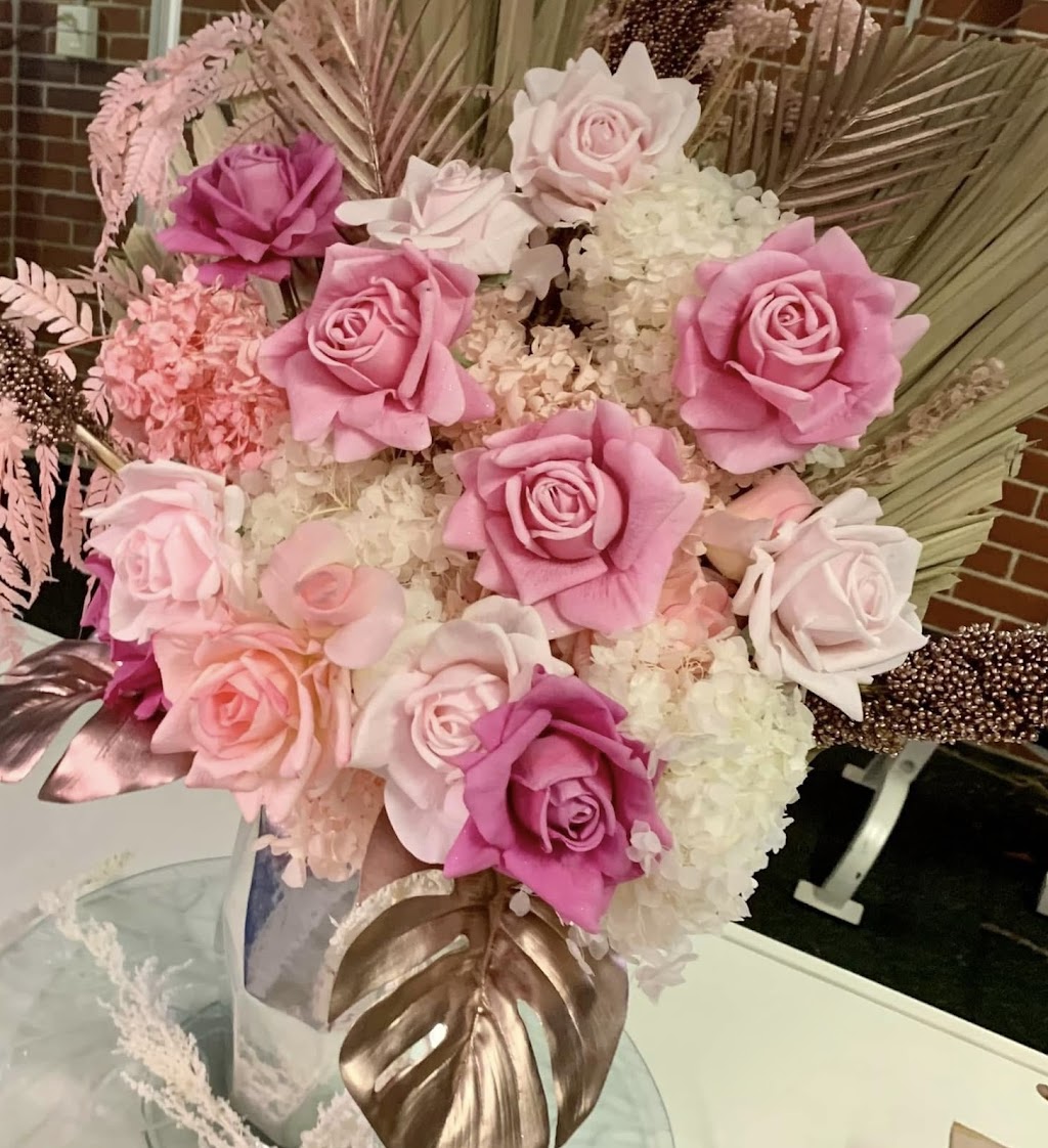 Blossoms Of Love By Shell | 1/16-30 Willmington Rd, Luddenham NSW 2745, Australia | Phone: 0451 384 171