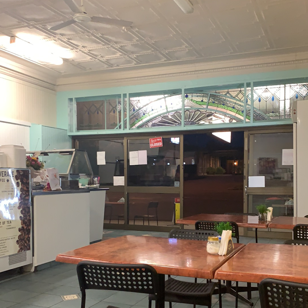 Sunshine cafe and takeaway dungog | cafe | 172 Dowling St, Dungog NSW 2324, Australia | 0431592089 OR +61 431 592 089