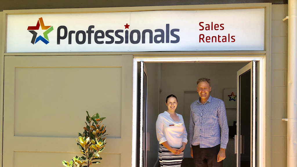 Professionals Insight Realty | 235-323 Robotham Street, Middle Ridge QLD 4350, Australia | Phone: (07) 4529 6788