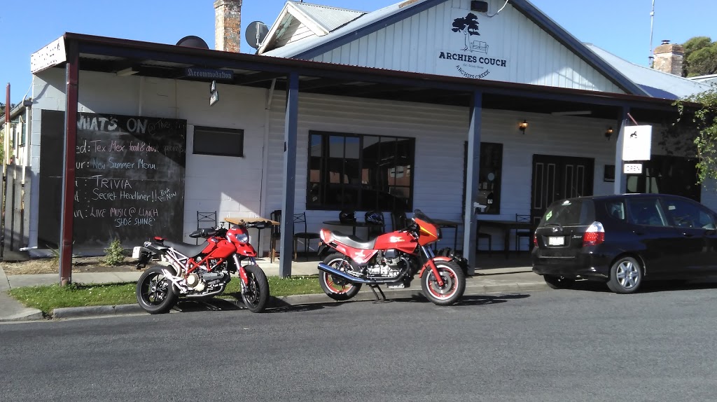 Archies Couch | 89-91 Archies Creek Rd, Archies Creek VIC 3995, Australia | Phone: (03) 5678 7344