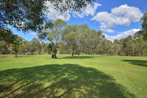 Paperbark Bush Camp |  | 299 Lindy Dr, Rules Beach QLD 4674, Australia | 0407466485 OR +61 407 466 485