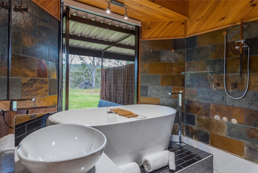 Waterfall Springs Retreat | lodging | 49 Parana Rd, Kulnura NSW 2250, Australia | 0243761185 OR +61 2 4376 1185