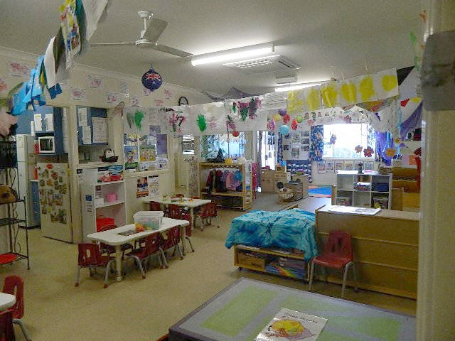 Le Smileys Early Learning Centre | 58 Lucas St, Gracemere QLD 4702, Australia | Phone: (07) 4933 3553