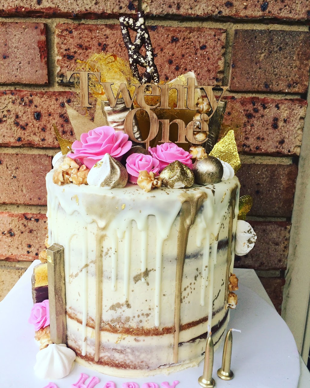 Mrs Walters Wonderful Cakes | bakery | 106 Racecourse Rd, Pakenham VIC 3810, Australia | 0435559044 OR +61 435 559 044
