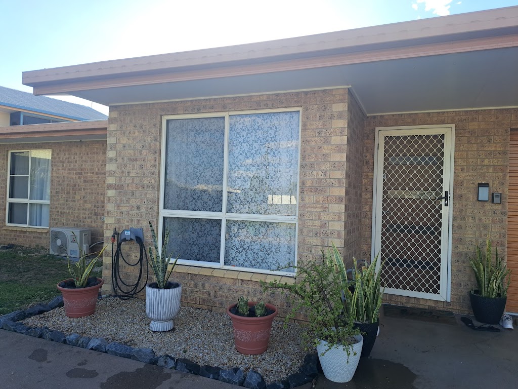 Goldenhouse Rentals | 165 Opal St, Emerald QLD 4720, Australia | Phone: 0448 098 985