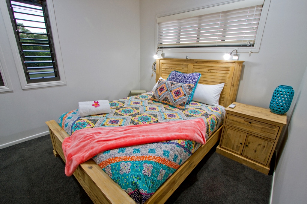 POINT BREAK HOLIDAY HOUSE | lodging | 33 Agnes St, Agnes Water QLD 4677, Australia | 0749749470 OR +61 7 4974 9470