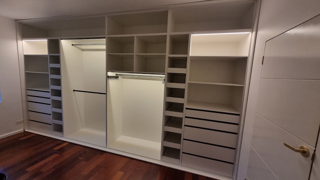 Eucabinets | 4 Waratah Way, Cockatoo VIC 3781, Australia | Phone: 0431 327 040