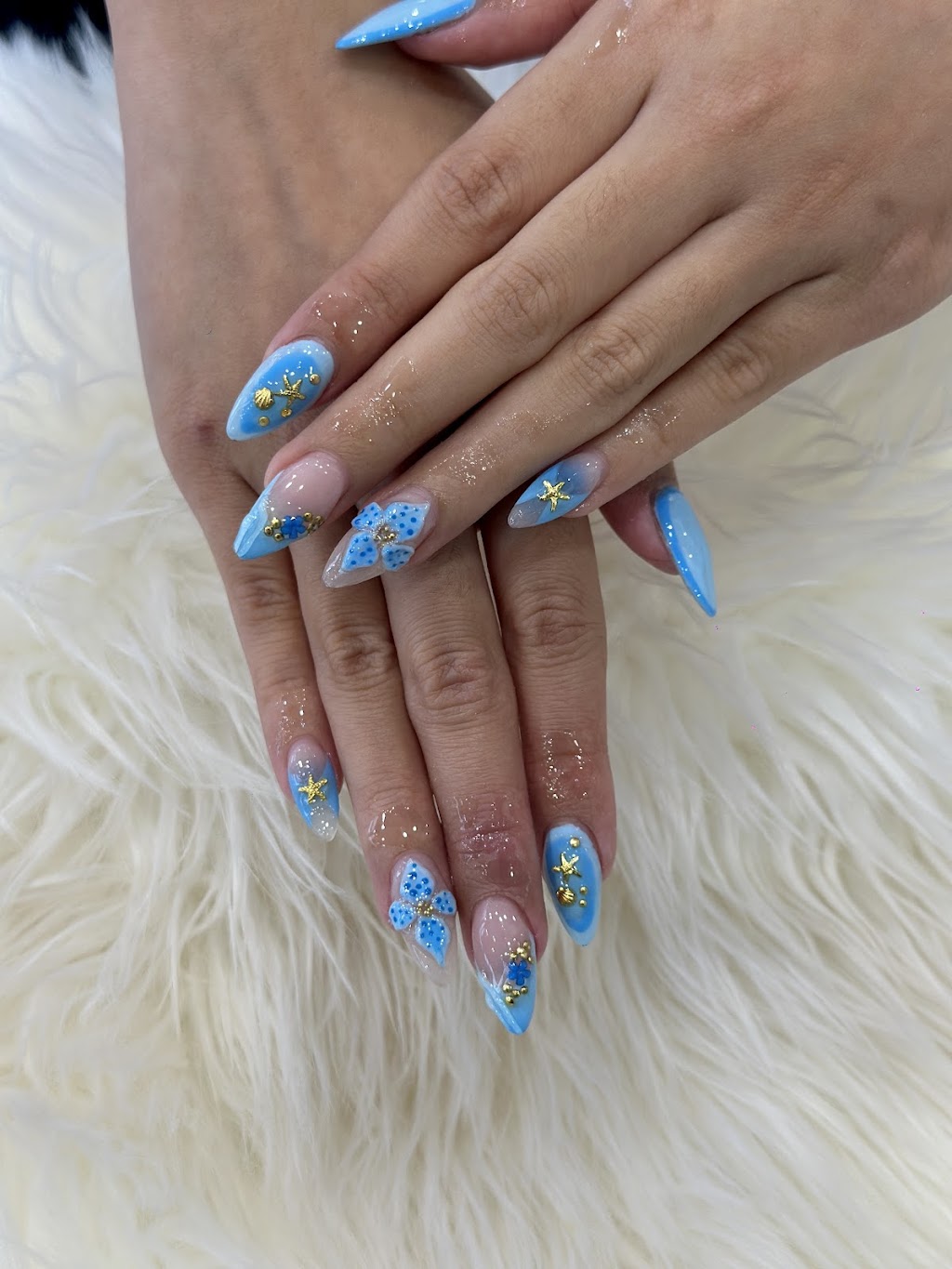 Nails Lash by Rosie( HOME STUDIO) | Kubor St, Glenfield NSW 2167, Australia | Phone: 0432 694 986