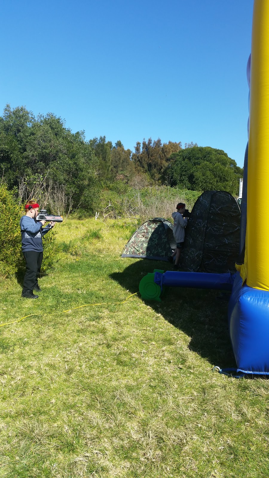 sir bounce a lot jumping castles and party hire | food | 42 Station Rd, Albion Park Rail NSW 2527, Australia | 0406053475 OR +61 406 053 475