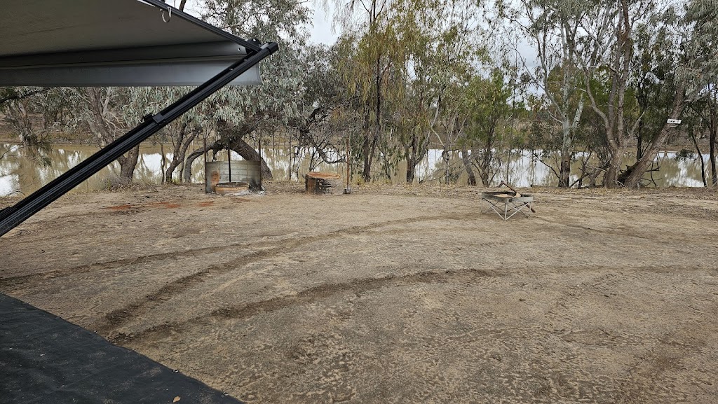Allambie’s Camp | 299 Janbeth Rd, Bourke NSW 2840, Australia | Phone: 0423 597 320