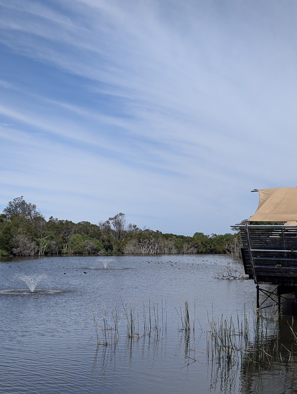 Metung Hot Springs Holiday Homes | 73 Storth Ryes Ave, Metung VIC 3904, Australia | Phone: 0400 010 206