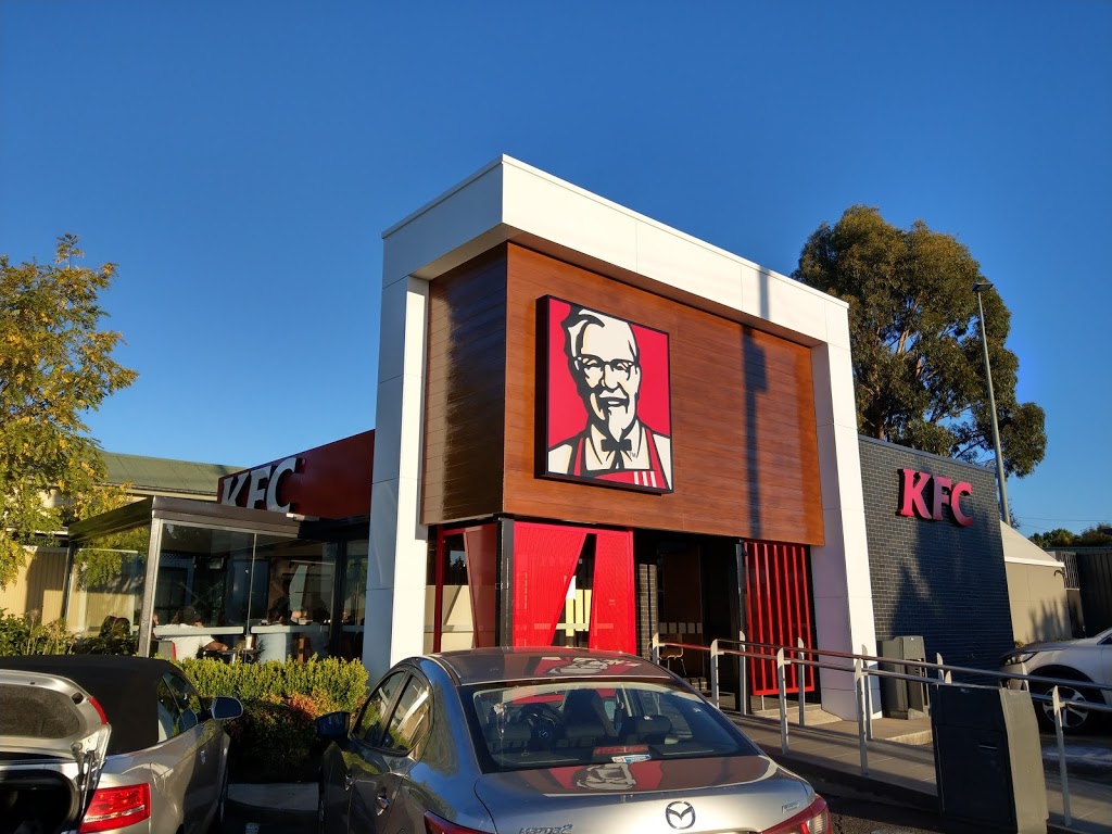 KFC Glen Innes | meal takeaway | 142 Meade St, Glen Innes NSW 2370, Australia | 0267325402 OR +61 2 6732 5402