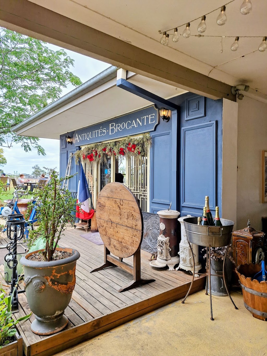 Pardon my French Antiques | 196 Wilderness Rd, Lovedale NSW 2325, Australia | Phone: 0461 314 735