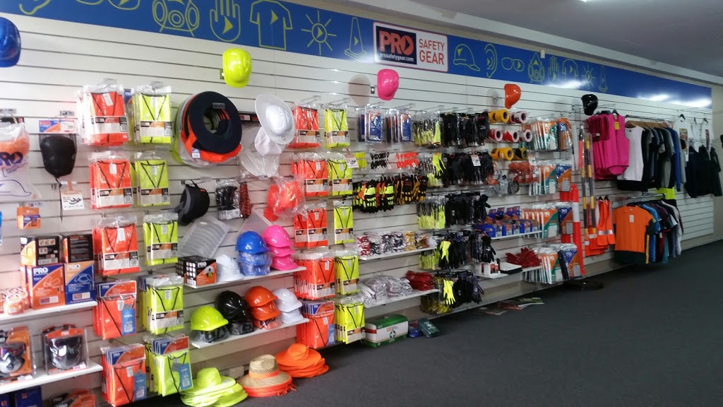 Workscene Brookvale | clothing store | 577 Pittwater Rd, Brookvale NSW 2100, Australia | 0287071560 OR +61 2 8707 1560