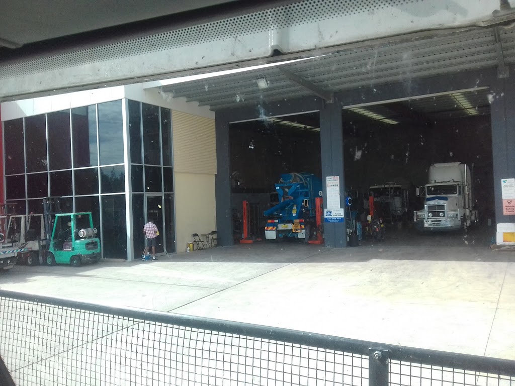 Prancer Truck Repairs | car repair | 8 Waler Cres, Smeaton Grange NSW 2567, Australia | 0246479456 OR +61 2 4647 9456