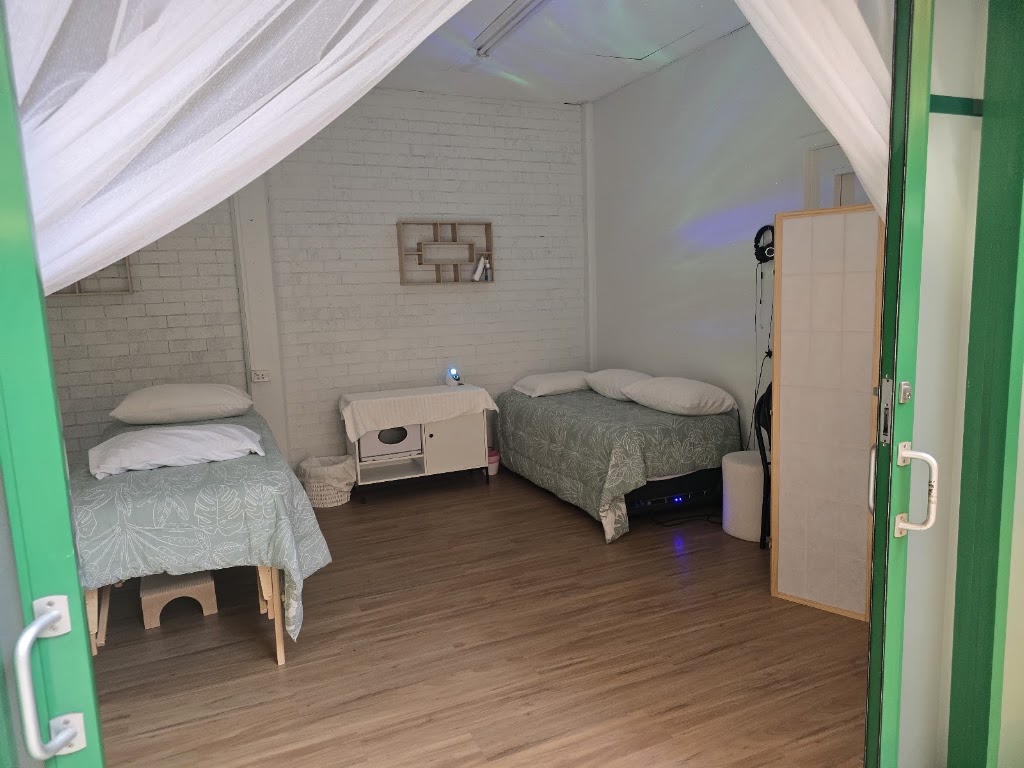 Crystal Beacon Community Healing Hub | 73 Meroo St, Bomaderry NSW 2541, Australia | Phone: 0411 089 784