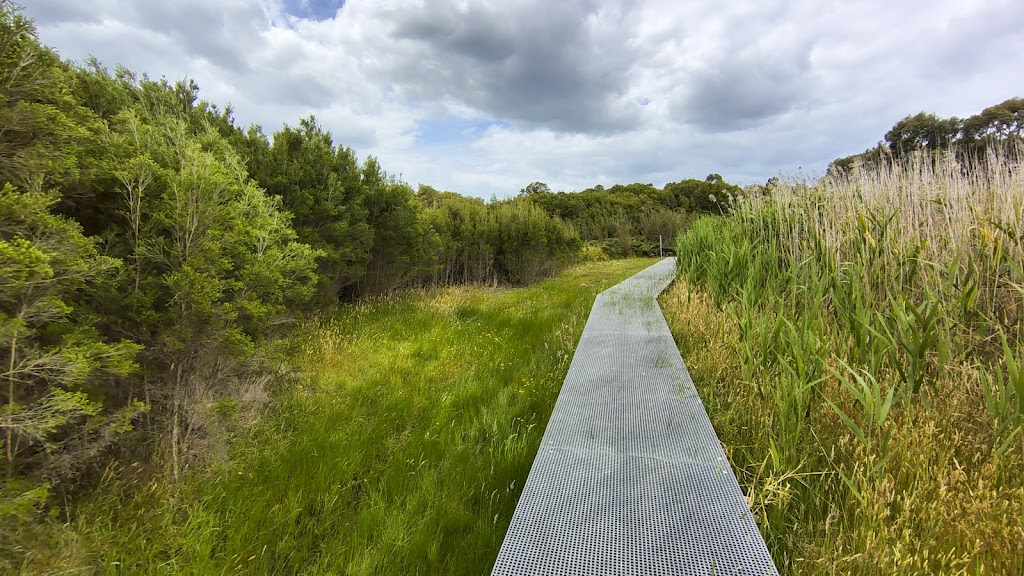 Dinni Birraark Walk | Lake Victoria Rd, Eagle Point VIC 3878, Australia | Phone: 0408 589 805