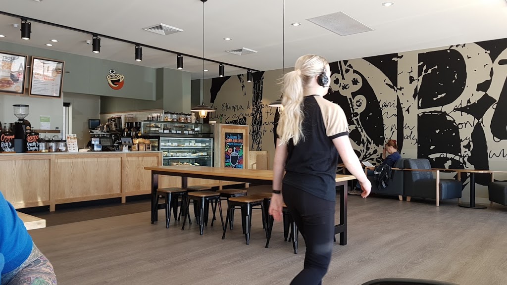 Gloria Jeans Coffees North Richmond Drive Thru | cafe | 72 Bells Line of Rd, North Richmond NSW 2754, Australia | 0245714980 OR +61 2 4571 4980