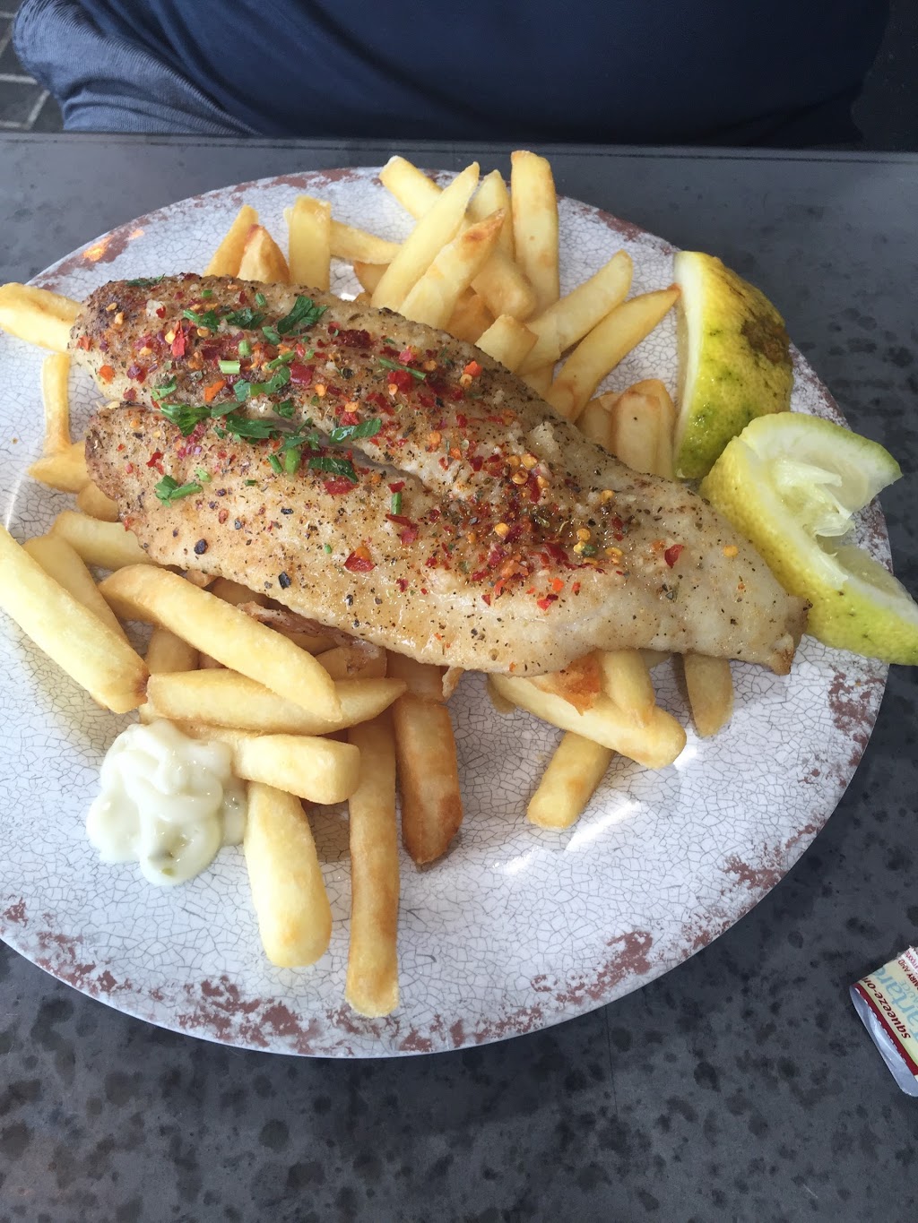 Notaras Fish Markets | restaurant | 47 Kingsway, Cronulla NSW 2230, Australia | 0295440033 OR +61 2 9544 0033