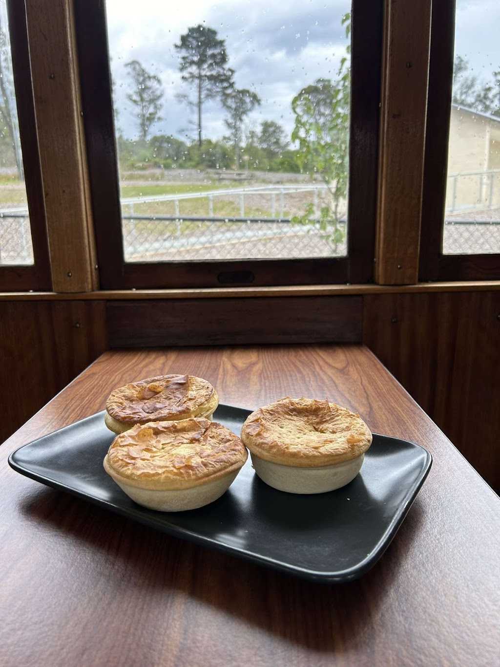 Zig Zag Railway Cafe | 840 Chifley Rd, Clarence NSW 2790, Australia | Phone: (02) 8378 7322