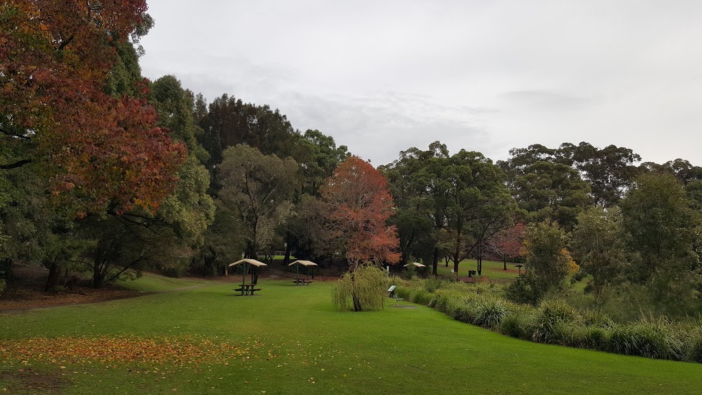 H V Evatt Memorial Park | park | 1116 Forest Rd, Lugarno NSW 2210, Australia | 0293306400 OR +61 2 9330 6400