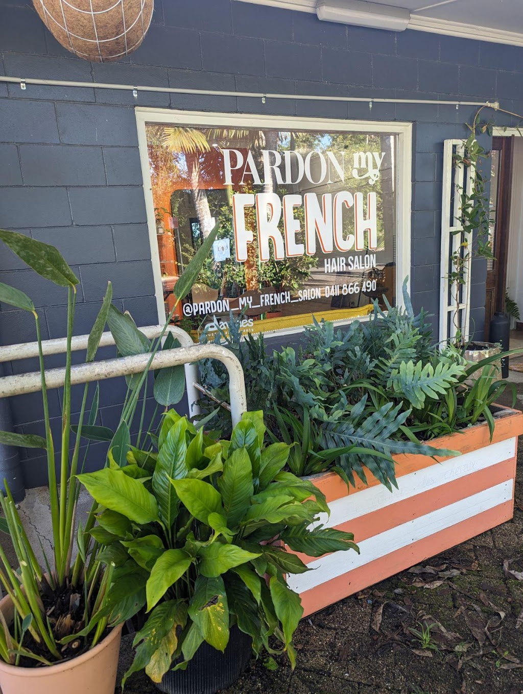 Pardon My French Salon | 54 Wheatley St, Bellingen NSW 2454, Australia | Phone: 0411 866 490