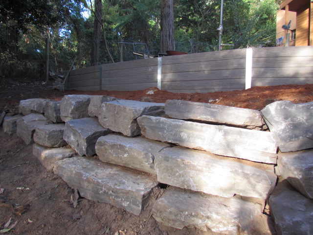 Yarra Ranges Retaining Walls | 54 Menzies Rd, Menzies Creek VIC 3159, Australia | Phone: 0402 435 372