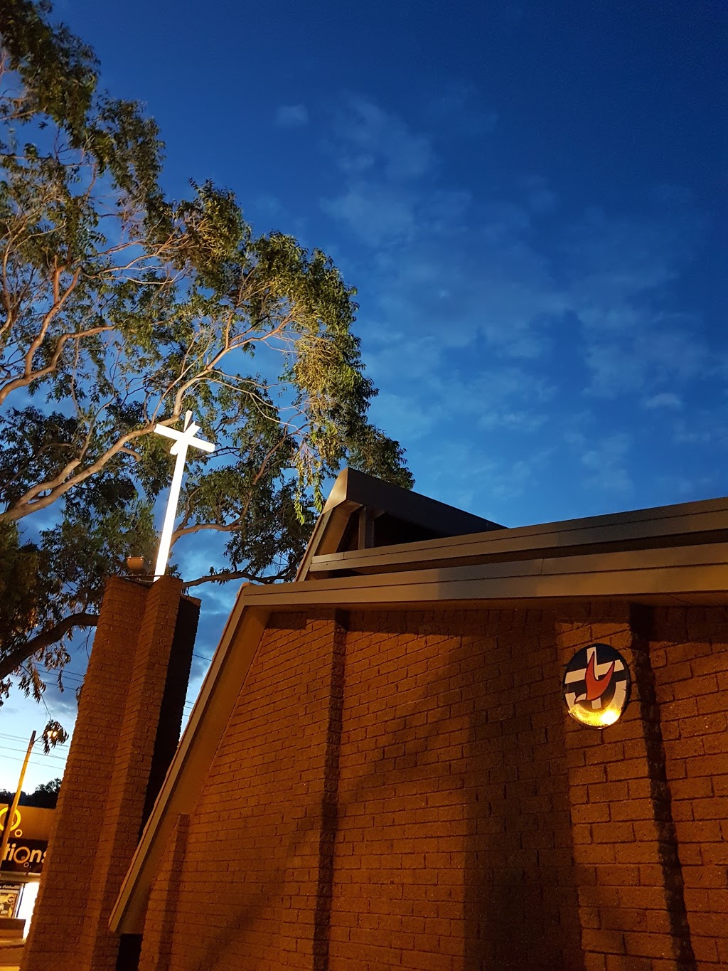 Broken Bay Parish Uniting Church | church | 346 Ocean Beach Rd, Umina Beach NSW 2257, Australia | 0243418536 OR +61 2 4341 8536