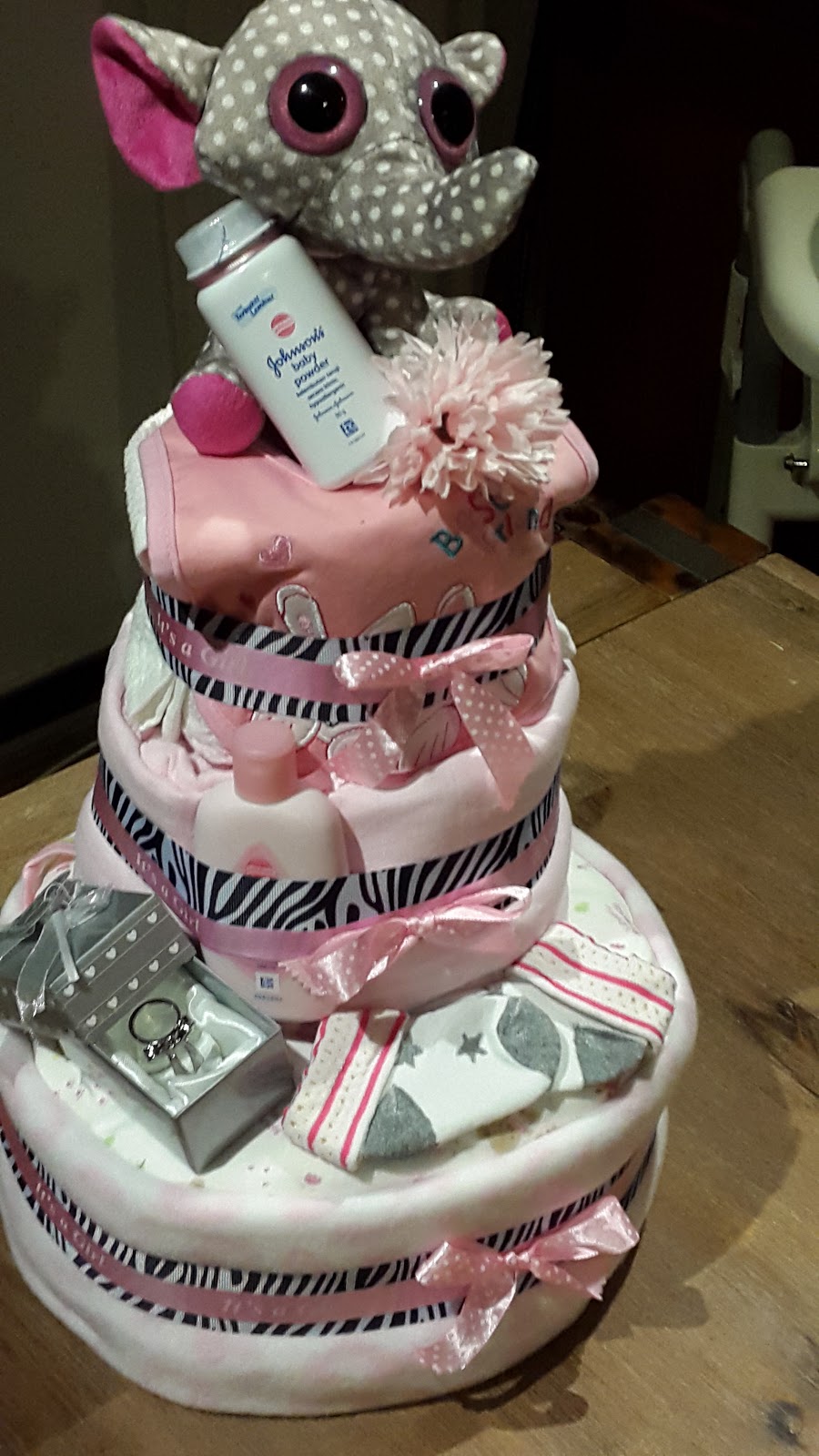 Delightful Nappy Cakes and Gifts | 123 Brookmount Dr, Ellenbrook WA 6069, Australia | Phone: 0402 826 901