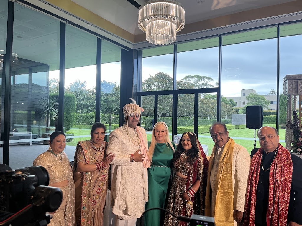Sydney Wedding Celebrancy by Carol | 9 The Esplanade, Frenchs Forest NSW 2086, Australia | Phone: 0421 904 447
