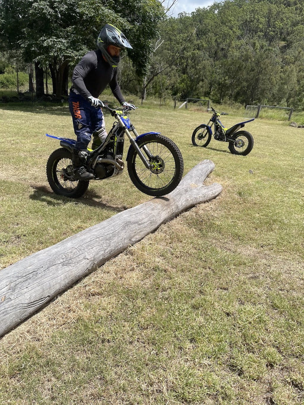 Traction Trials | 819 Left Hand Branch Rd, Lefthand Branch QLD 4343, Australia | Phone: 0438 864 273