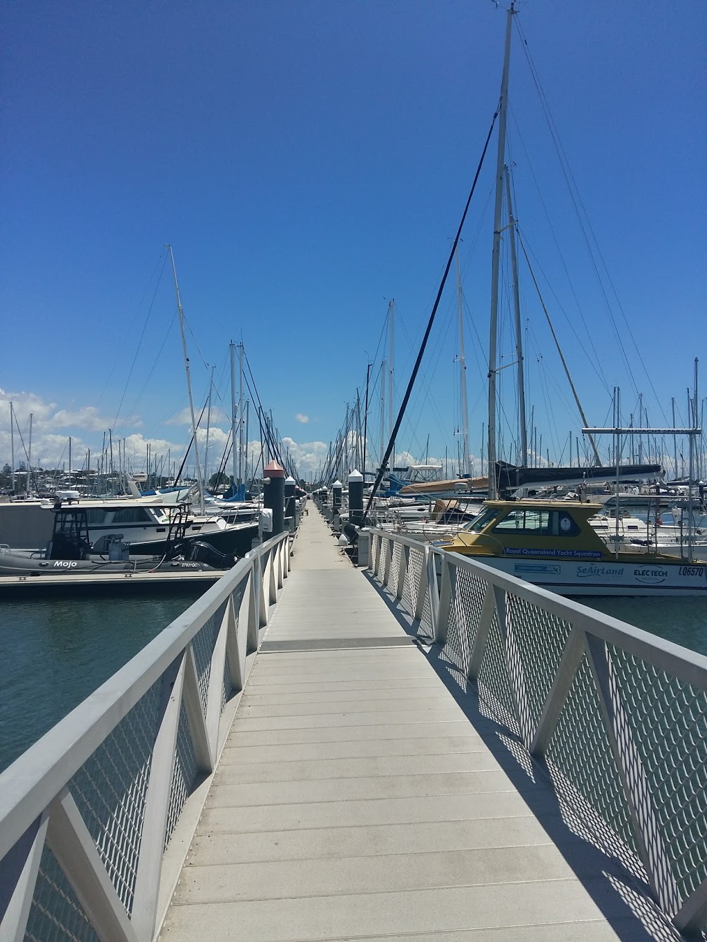 Multihull Yacht Club | Trafalgar St, Manly QLD 4179, Australia | Phone: (07) 3393 3899