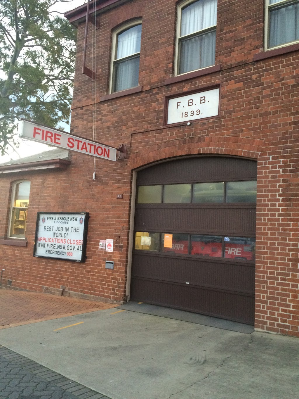 Fire and Rescue NSW Lidcombe Fire Station | fire station | 37 Church St, Lidcombe NSW 2141, Australia | 0296499102 OR +61 2 9649 9102