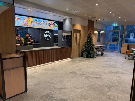 McDonalds Thurgoona | 2 Diamond Dr, Thurgoona NSW 2640, Australia | Phone: (02) 6043 6100