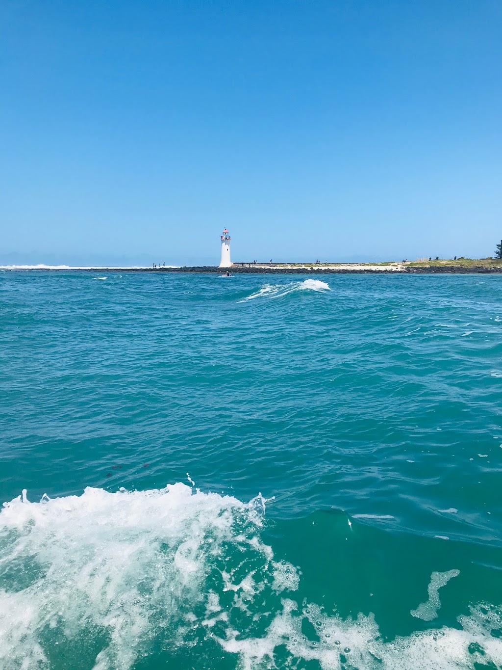 Port Fairy Lighthouse On Griffiths Island | tourist attraction | Port Fairy VIC 3284, Australia | 1300656564 OR +61 1300 656 564