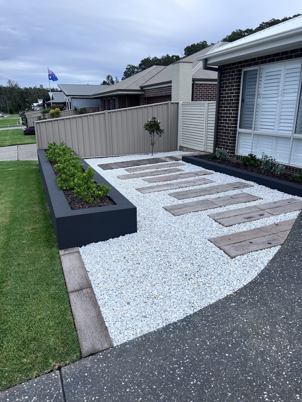 Forster Landscaping | 1 Gleneon Dr, Forster NSW 2428, Australia | Phone: 0401 583 922