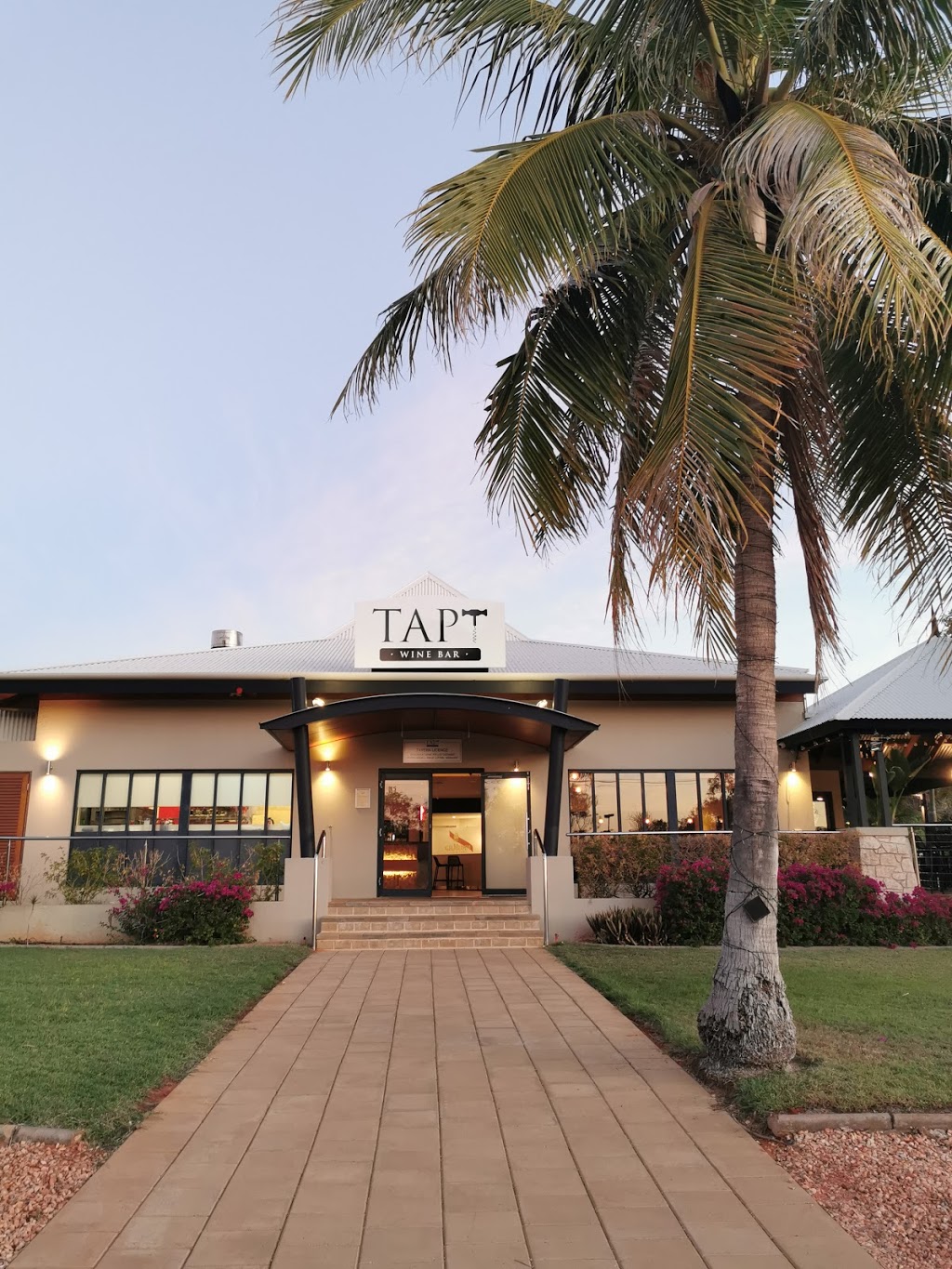 TAPT Wine Bar | 4 Sanctuary Rd, Cable Beach WA 6726, Australia | Phone: (08) 9192 1644