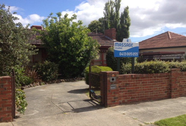 Healing Way Massage | 16 Hamilton Pl, Mount Waverley VIC 3149, Australia | Phone: 0413 005 055